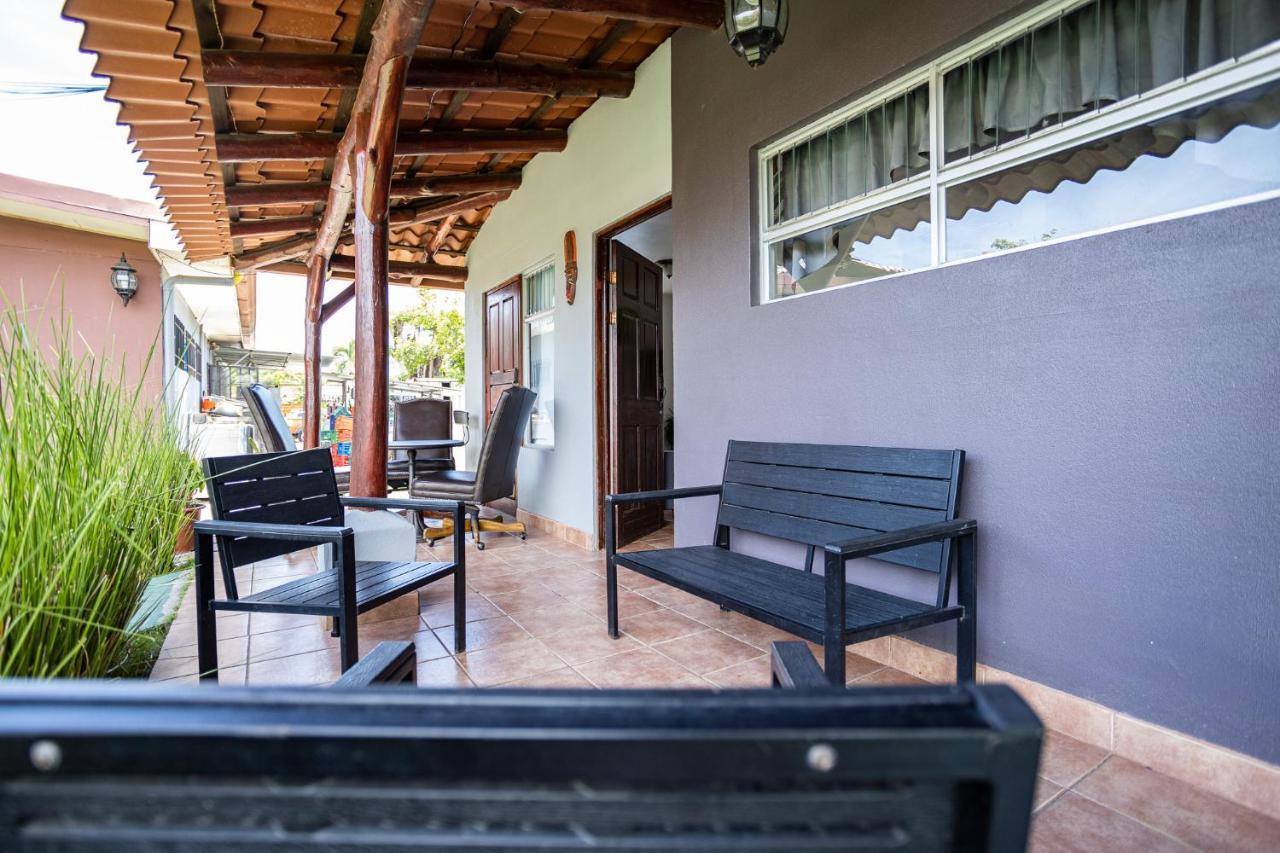 Hotel El Rancho Quepos Ngoại thất bức ảnh