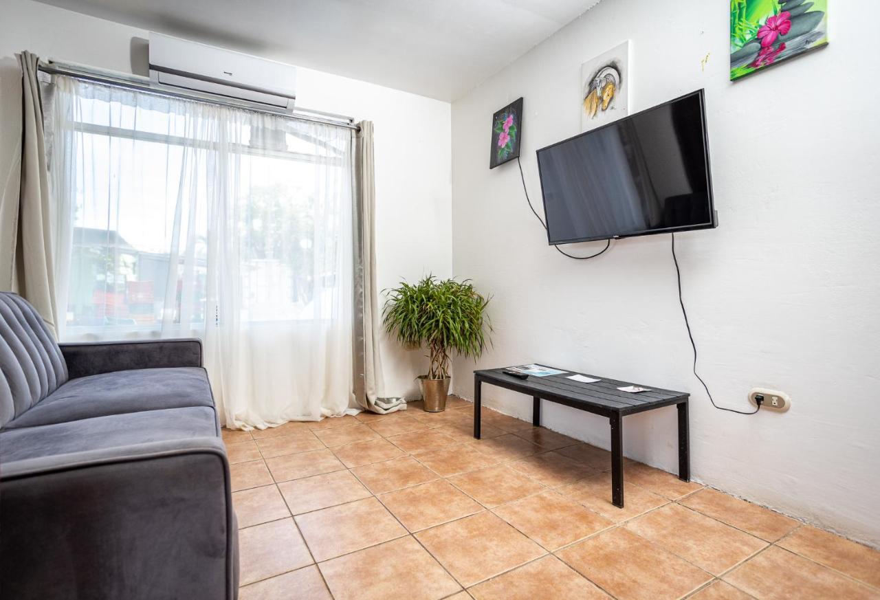 Hotel El Rancho Quepos Ngoại thất bức ảnh