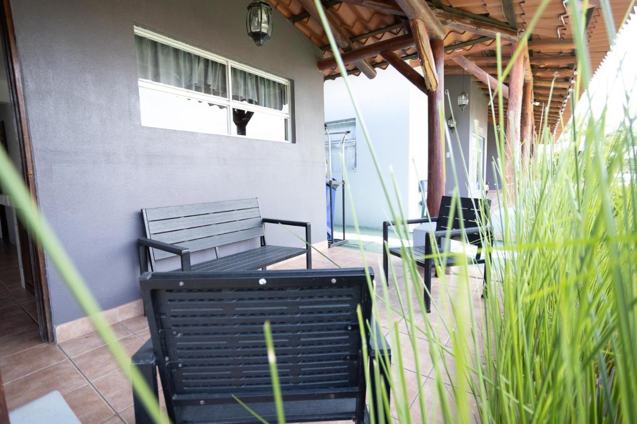 Hotel El Rancho Quepos Ngoại thất bức ảnh